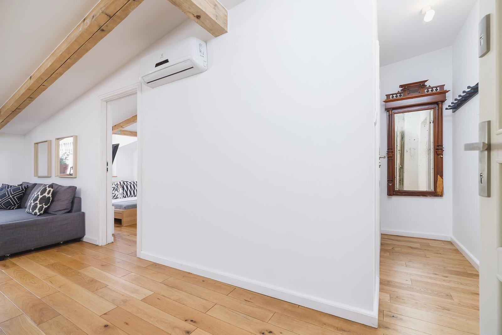 קרקוב 2 Bedroom Apartment With Terrace- Pilsudskiego 11 מראה חיצוני תמונה